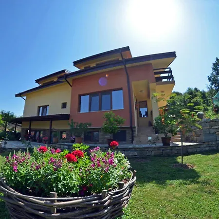 комплекс куклите Resort Tsareva Livada