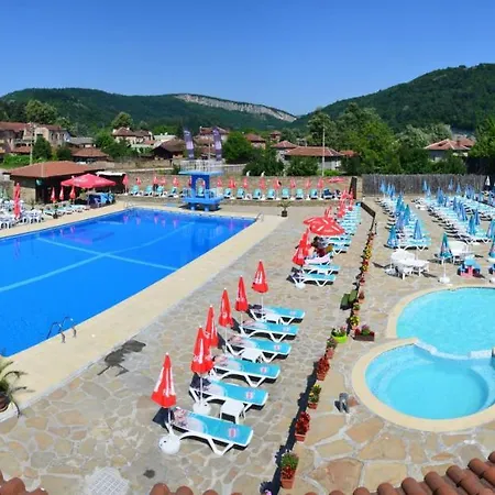 комплекс куклите Resort Tsareva Livada