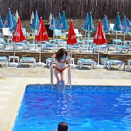 Resort комплекс куклите Tsareva Livada