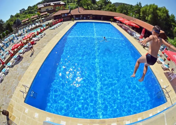 Θέρετρο комплекс куклите *